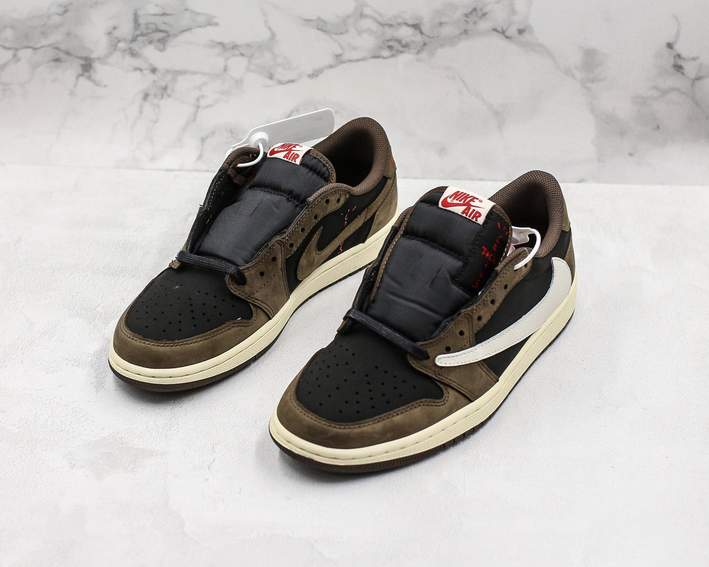 Air Jordan 1 Low x Travis Scott “Mocha”