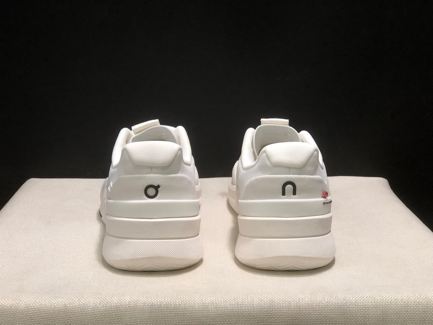 ON THE ROGER PRO 2 BRANCO