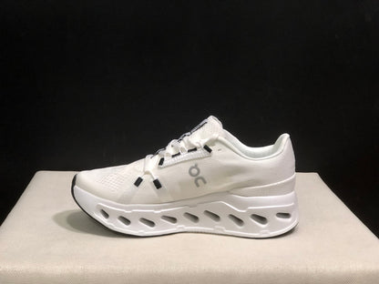 ON CLOUDECLIPE BRANCO